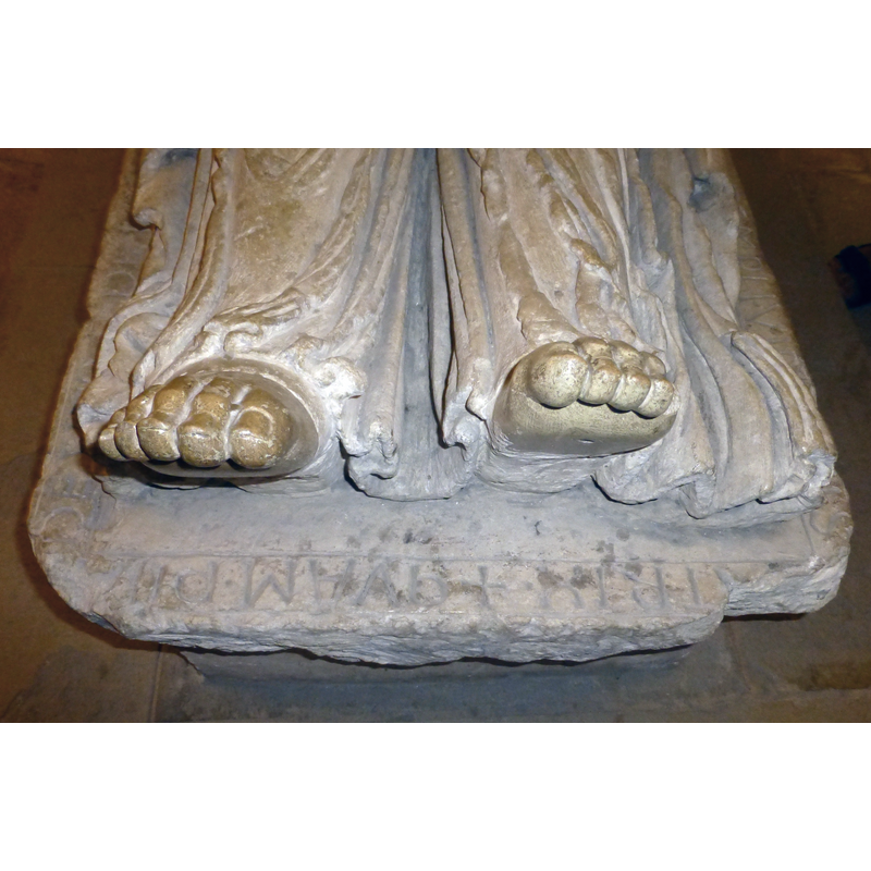 the 13thC (?) tomb of Geva, wife of 9thC Saxon lord Everward