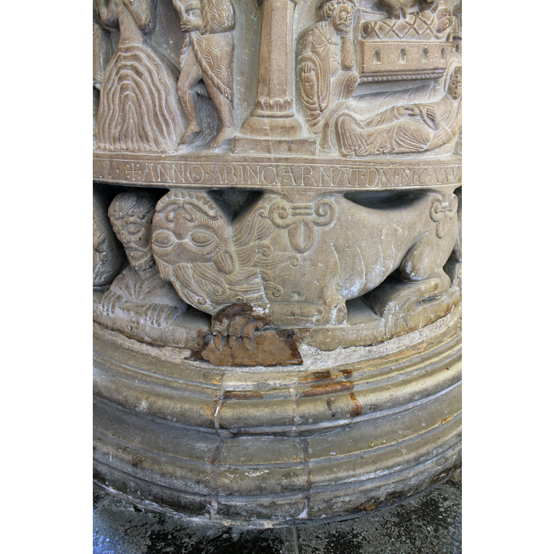 year of the incarnation of our Lord 1128, following the calendar system that started on 25 March with the Annunciation to Mary -- it is argued [cf. FontNotes] that the date does not correspond to that of the font itself, which would be much later