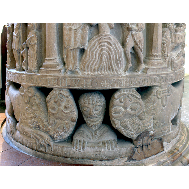 above Daniel and the lions