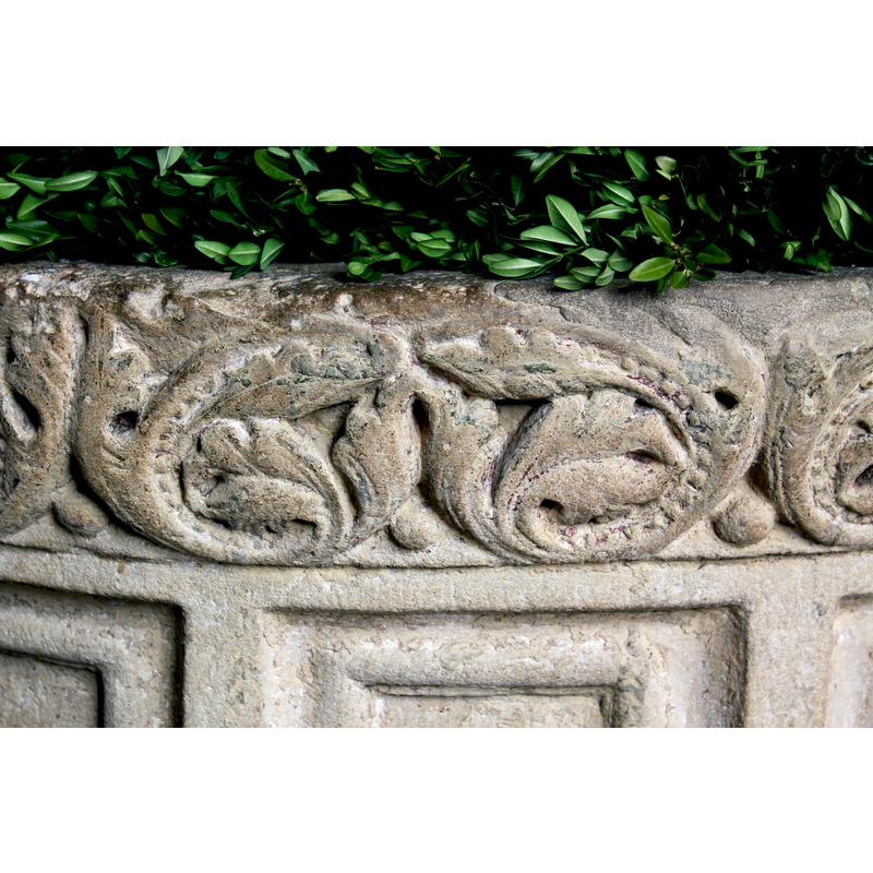 the beads in the lower spandrels formed by the acanthus plants -- notice the traces of colour in the interstices