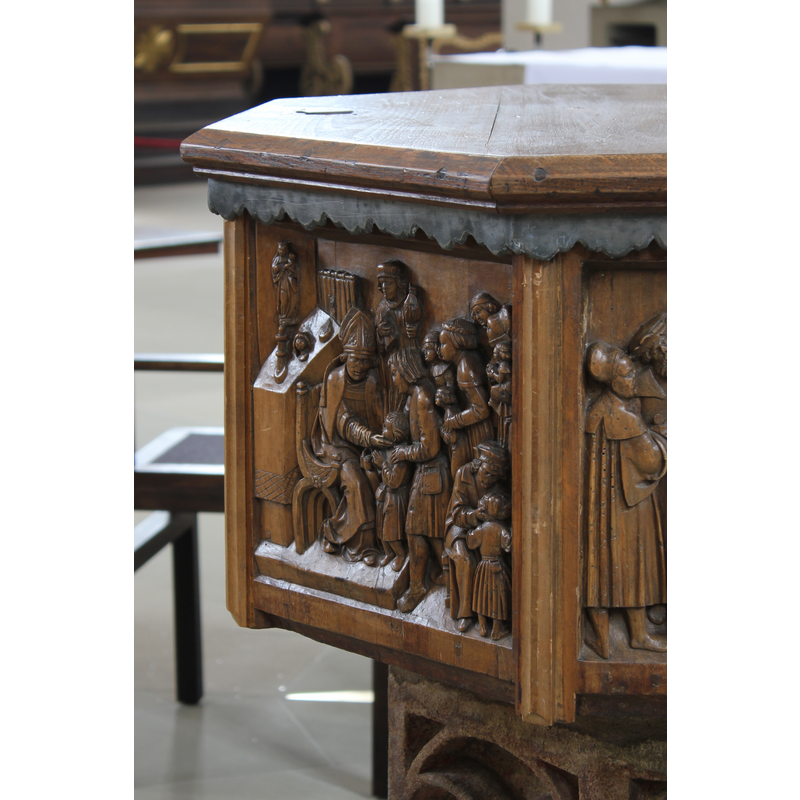 the modern wooden font