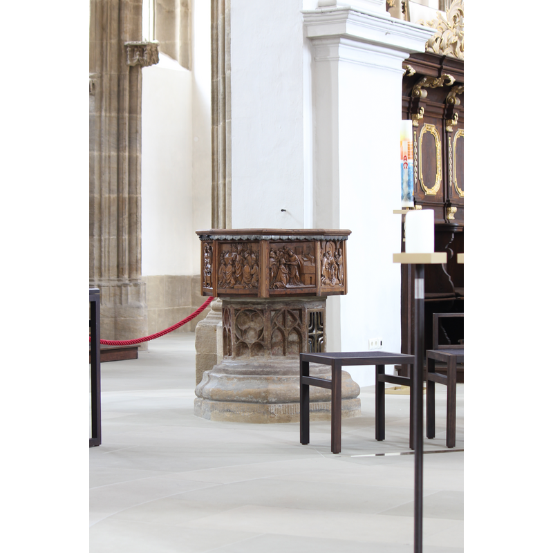 the modern wooden font
