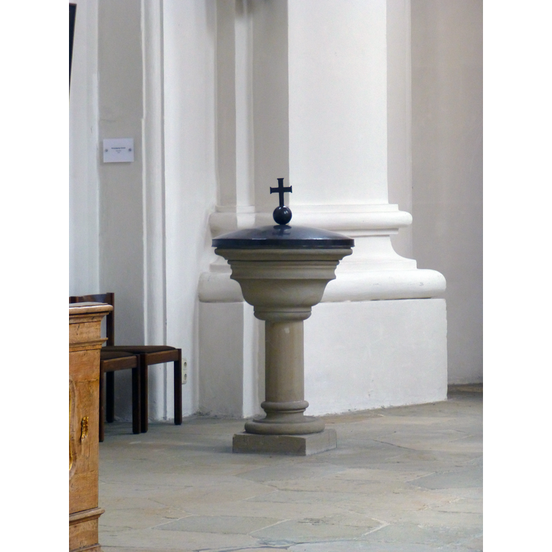 one of three modern fonts in this church; it appears to be the one in use