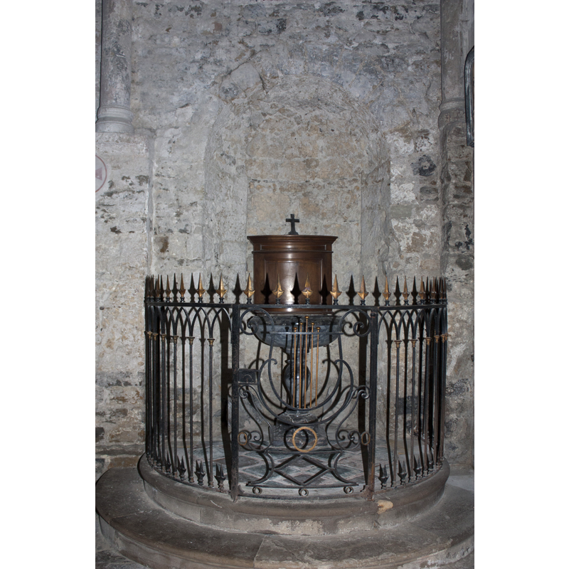 the modern baptismal font in use in this church