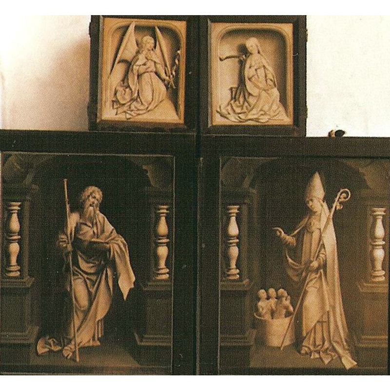Source caption: "Outside view of the Brömbsenaltar with closed wings in St. Jakobi, Lübeck, the lower wings show St. James with book and pigrim's staff (left) and St. Nicolas blessing three young men, with the Annunciation on the smaller upper wings"