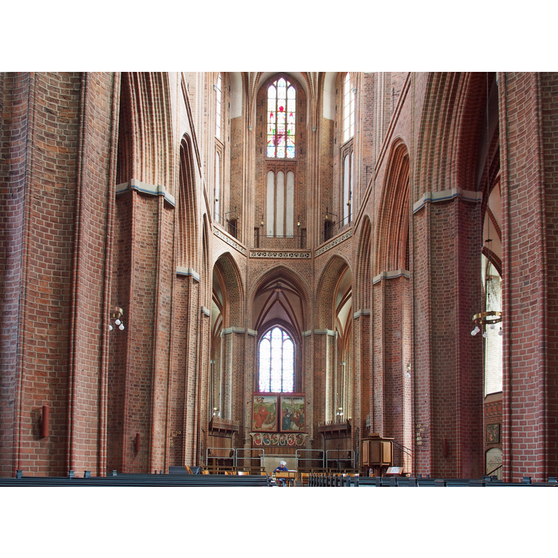 the wings of the main retable are closed