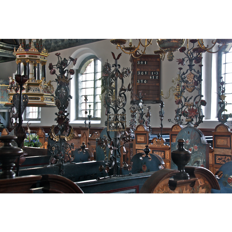 the early-17thC font cover  lost in the forest of 'Hutständer'