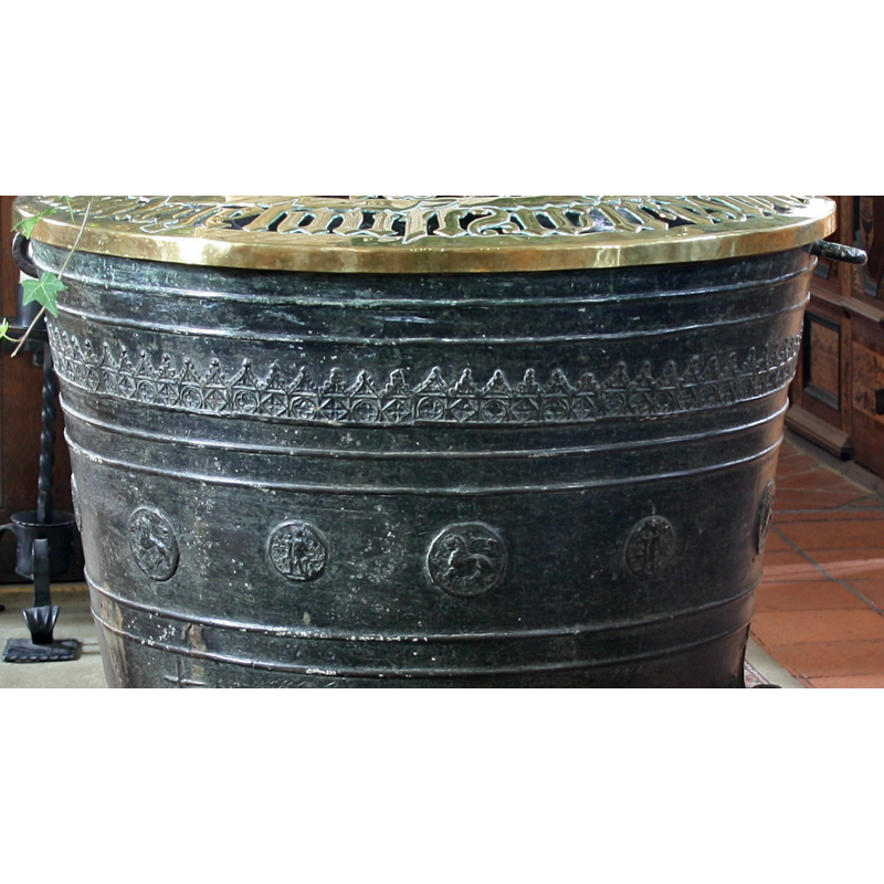 a number of medallion-like motifs
