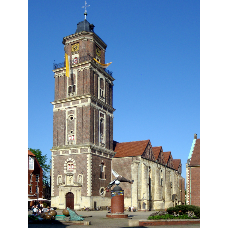 Source caption: "Die katholische Pfarrkirche St. Lamberti am Marktplatz in Coesfeld."