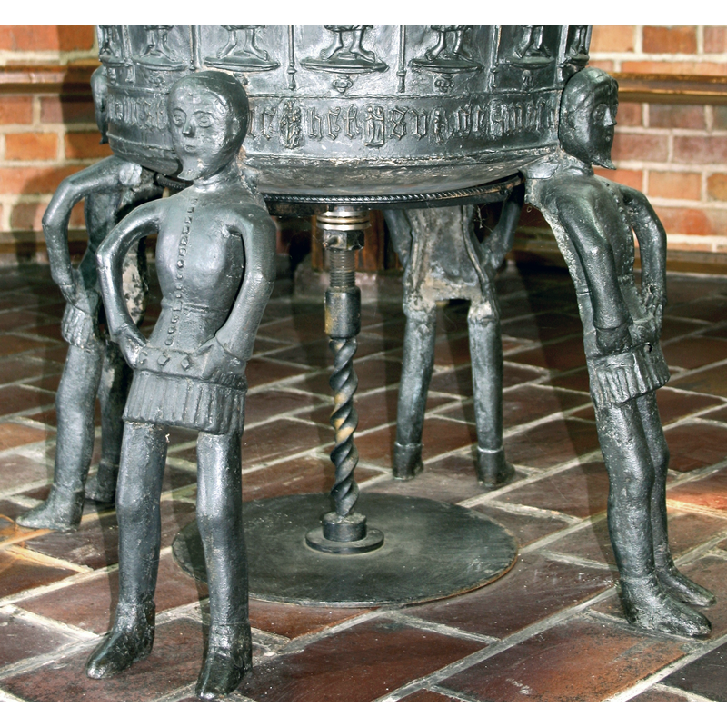 the central pivital support appears to be a modern addition for reinforcement