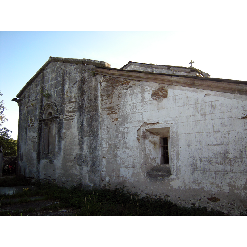 the lower section seen here on the right was a later addition to the original flat apse seen here on the left