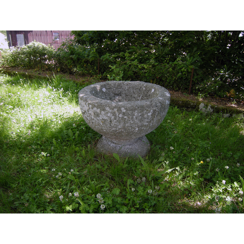 Source caption: "Pía batismal. Igrexa de Santo Tomé de Carballo, Carballo, Taboada".