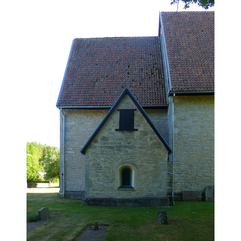 the north-facing volume is the sacristy