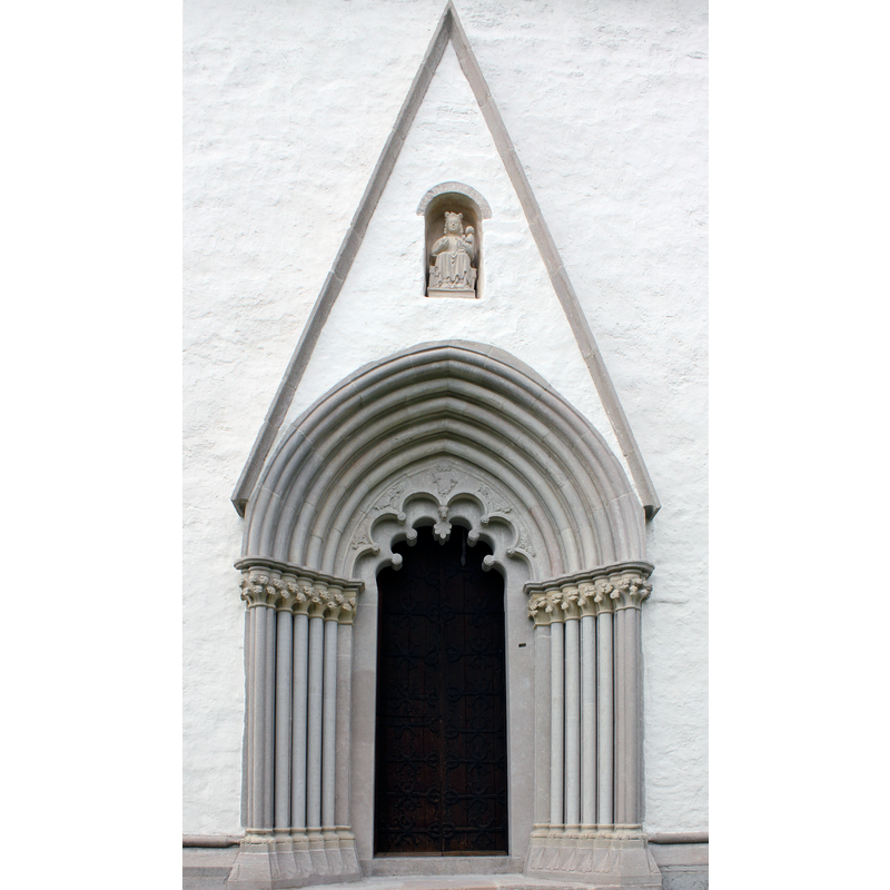 opening into the chancel