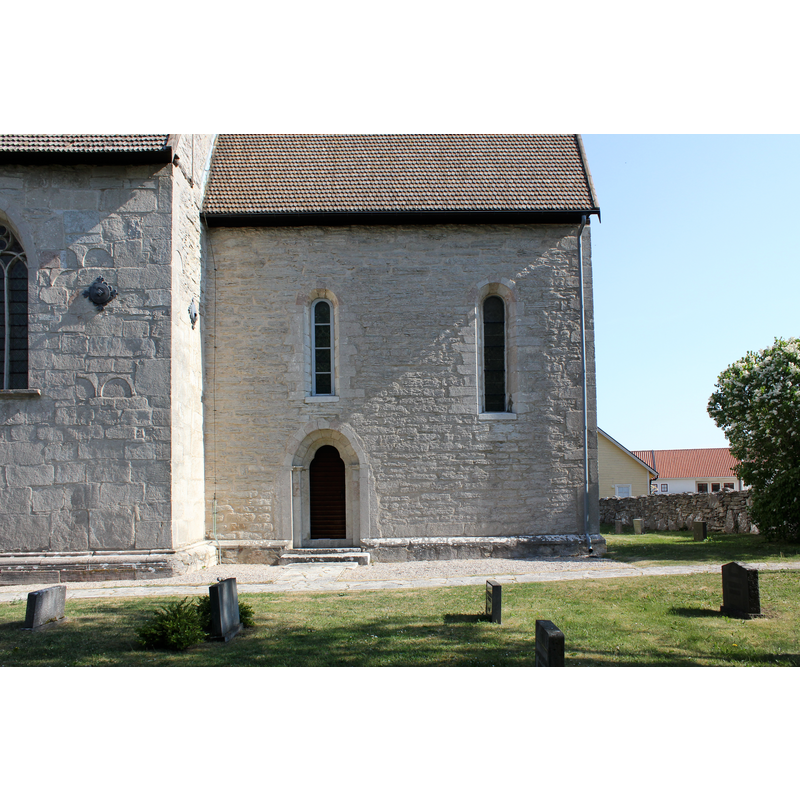 opening into the chancel