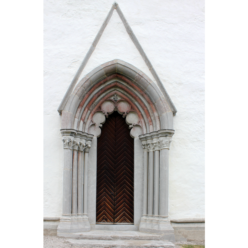 opening into the chancel