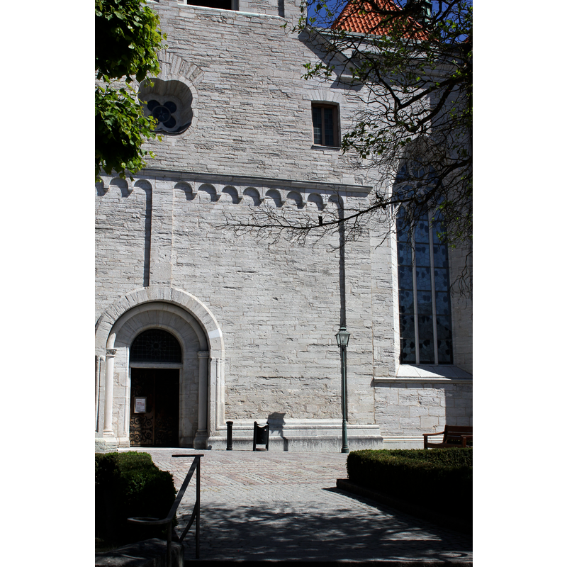 showing the west portal