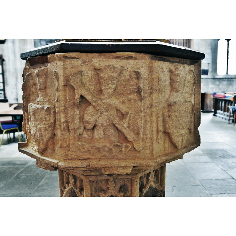 the left and right panels here; the one in the centre is one of the four demi-angels holding scrolls