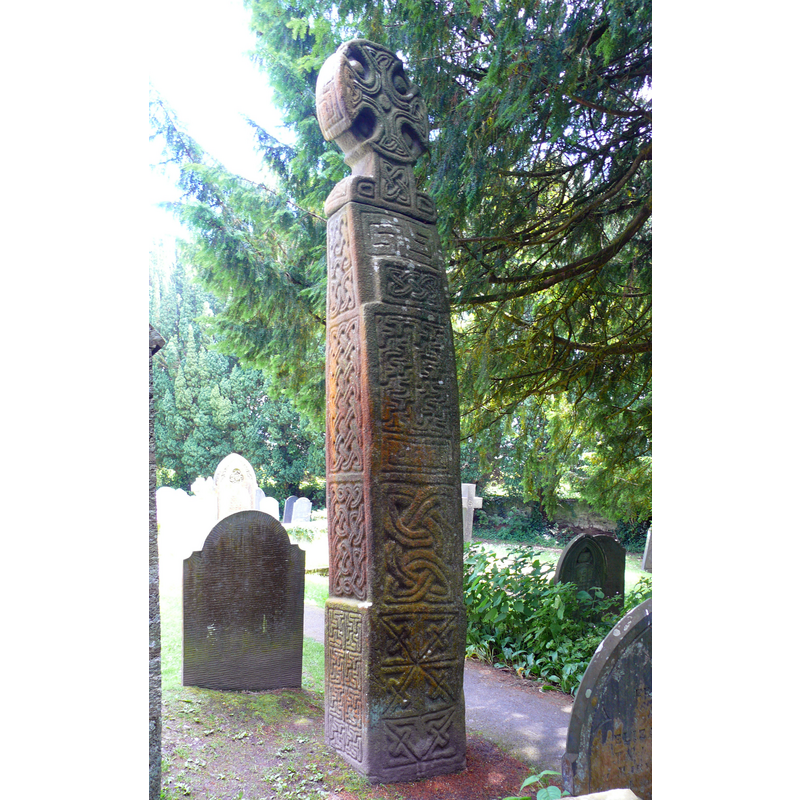 Source caption: "Mynwent Eglwys Nanhyfer / Nevern Church Cemetery. Croes Geltaidd Nanhyfer / Celtic Cross Nevern."