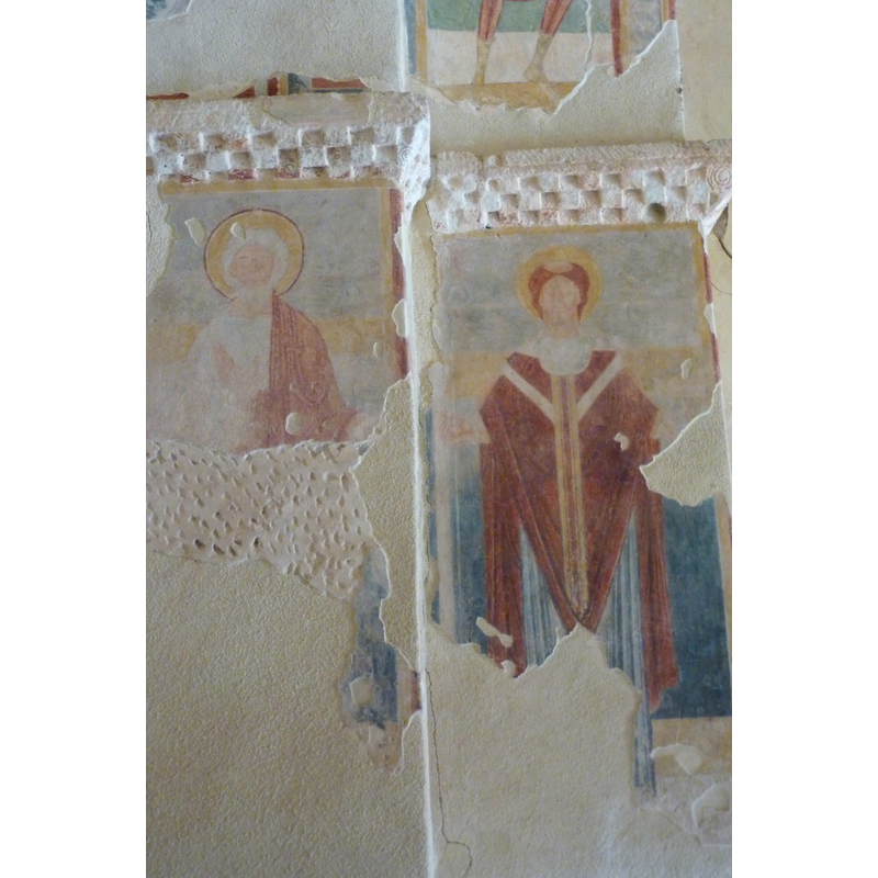 Source caption: "Wandmalerei aus dem 12. Jahrhundert, Fragmente".