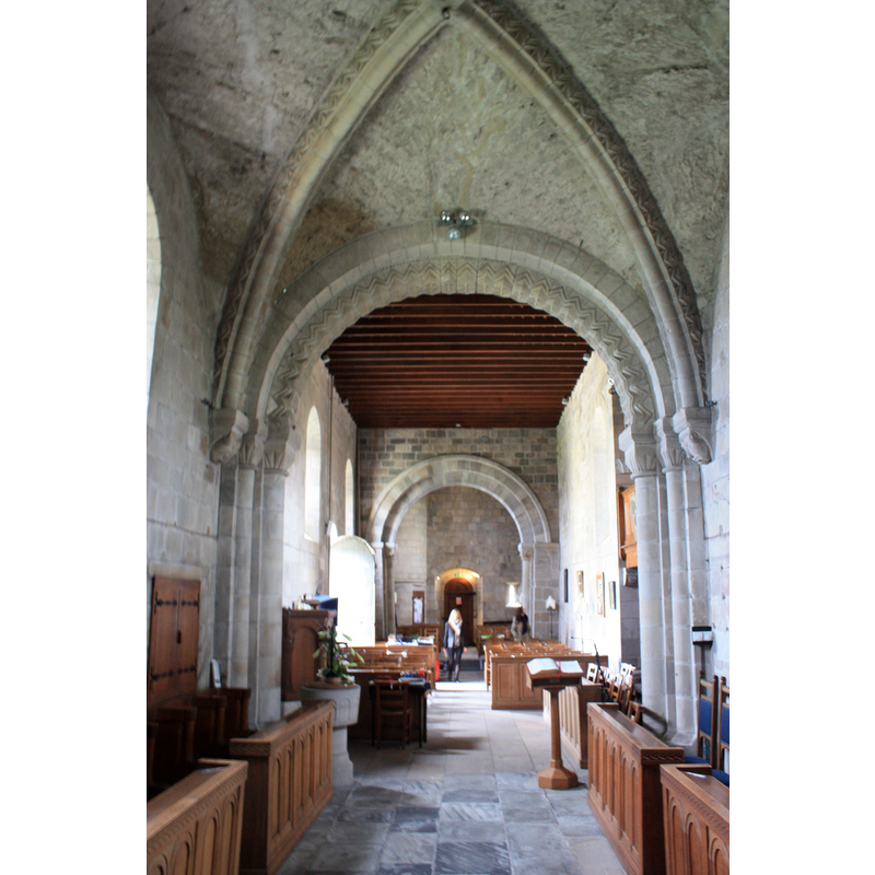 Notice the modern baptiismal font located in the foreground, left [south] side, at the foot of the pulpit