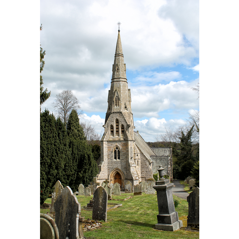 the mid-19thC building replaced a medieval church