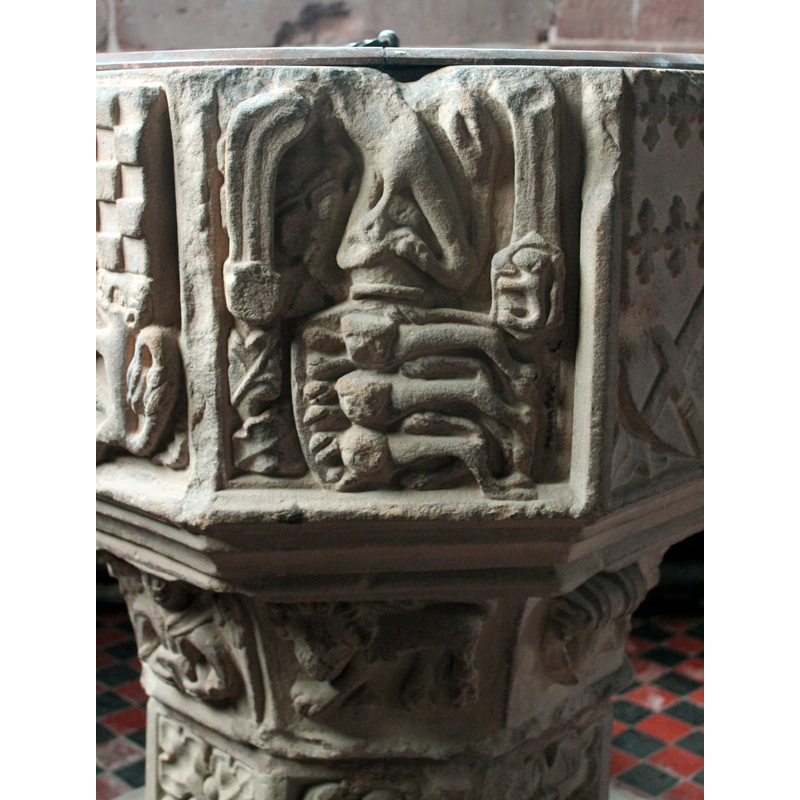 in the bottom area of the panel: "Gules, three lions passant guardant in pale or armed and langued azure"