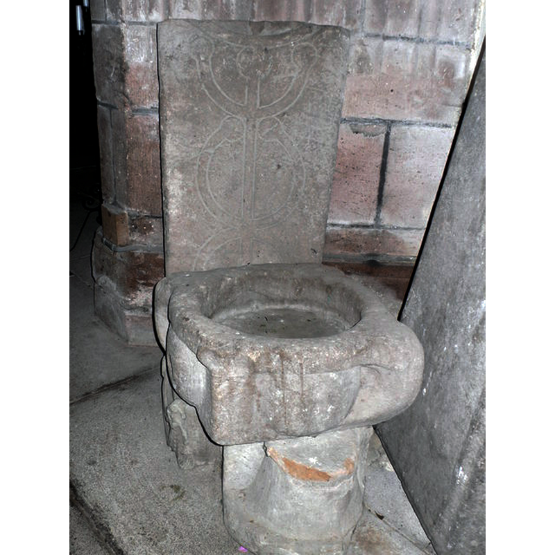 is it a stoup? [cf. FontNotes]