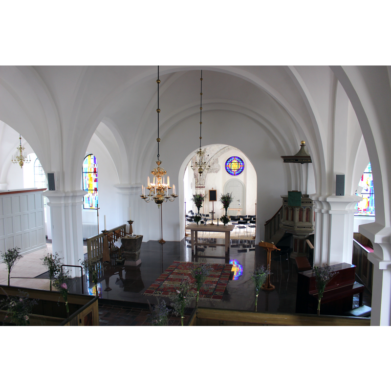 at the east emd of the nave, north side