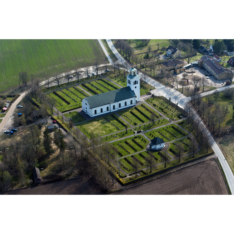 the new church built in 1826 about one km away from the old one