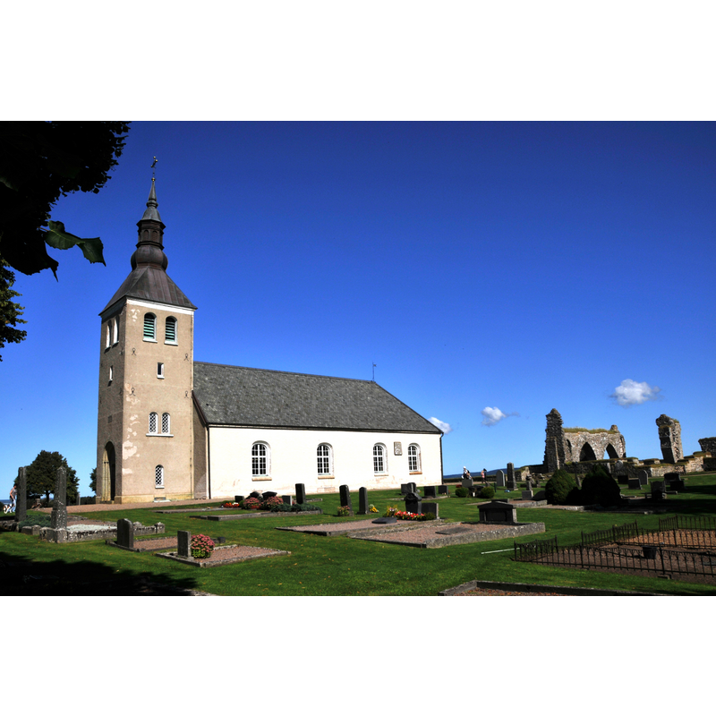 the present church and the ruins of the medieval nunnery