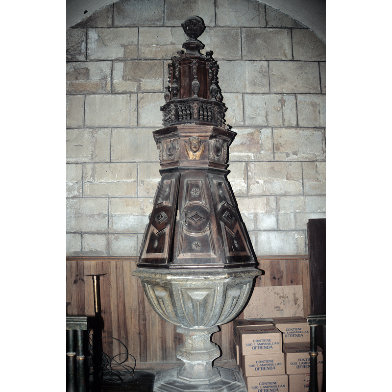 the modern, 18thC font and cover