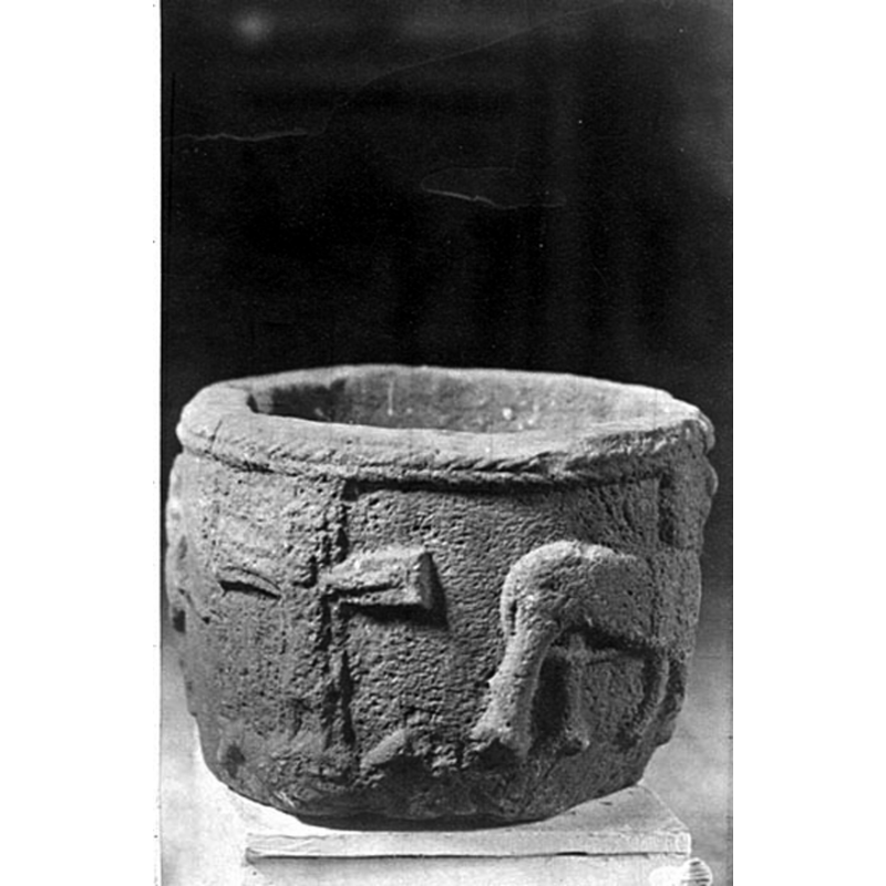 Source caption: "Västergötland. Museets samlingar. Cuppa till dopfunt från Gustaf Adolfs kyrka."