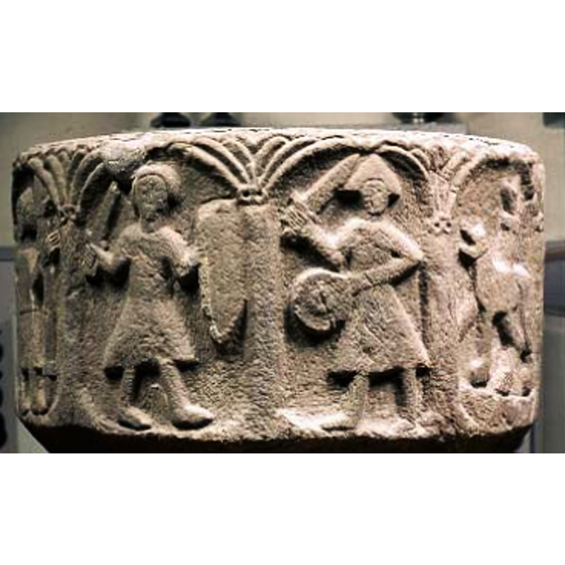 plain columns that splay at the base