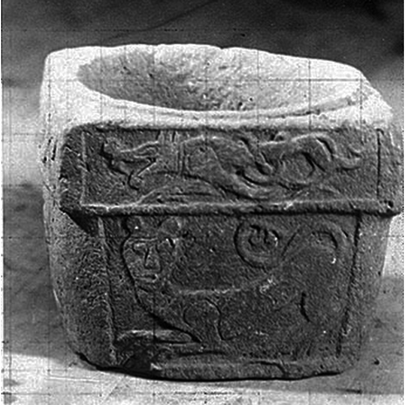 Source caption: "Västergötland. Museets samlingar. Skål till dopfunt från Härlunda kyrka. Återlämnad 1933."