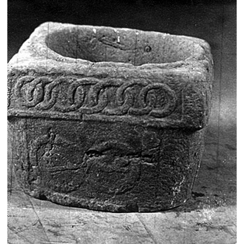 Source caption: "Västergötland. Museets samlingar. Skål till dopfunt från Härlunda kyrka. Återlämnad 1933."