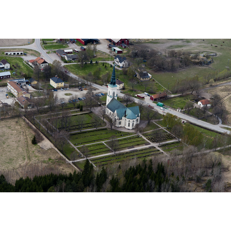 Vånga nya kyrka: originally 1864 but re-built after a fire destroyed it in 1959
