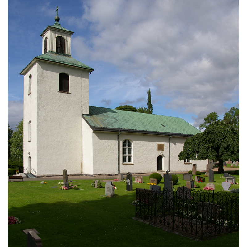 this church was newly built in 1817 to replace the three demolished medieval churchs of Stenstorp, Brunnhem and Södra Kyrketorp