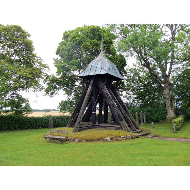 Source caption: "Södra Lundby kyrkas klockstapel med två klockor."