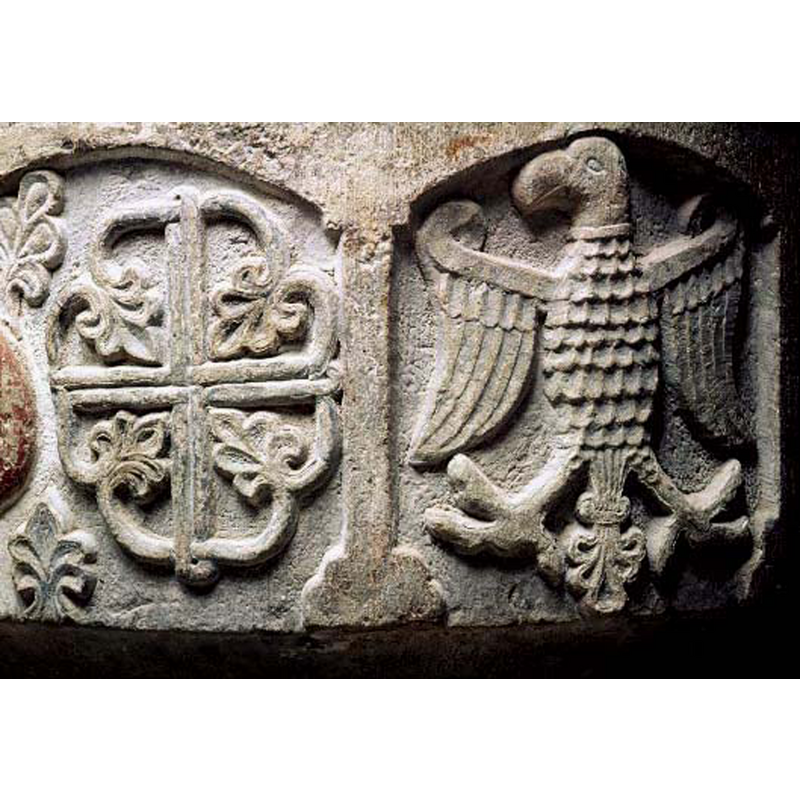 seen here in the top and bottom keft corners; the reddish round shape is part of the dragon's tail in the previous scene