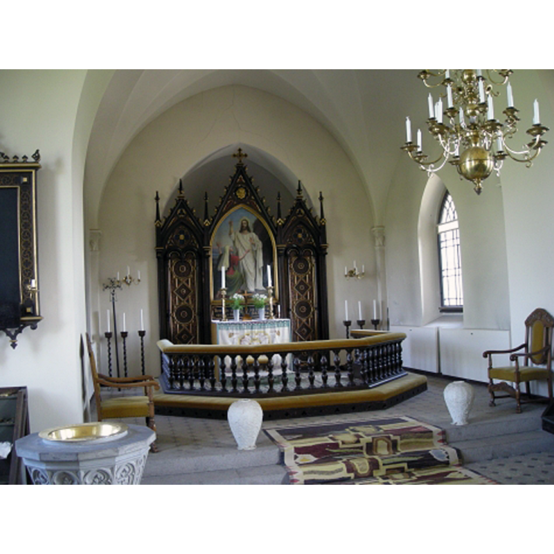 the new font, with the old baptismal dish, in the new church, partially visible here in the foreground, left [north] side