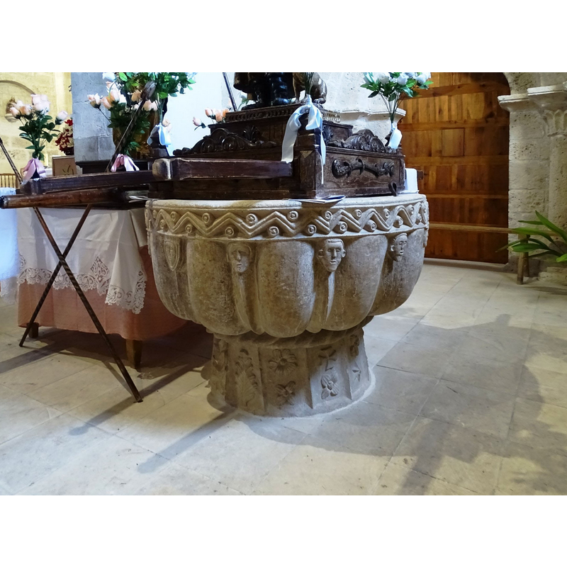the wooden object on the font is not a font cover, but a float