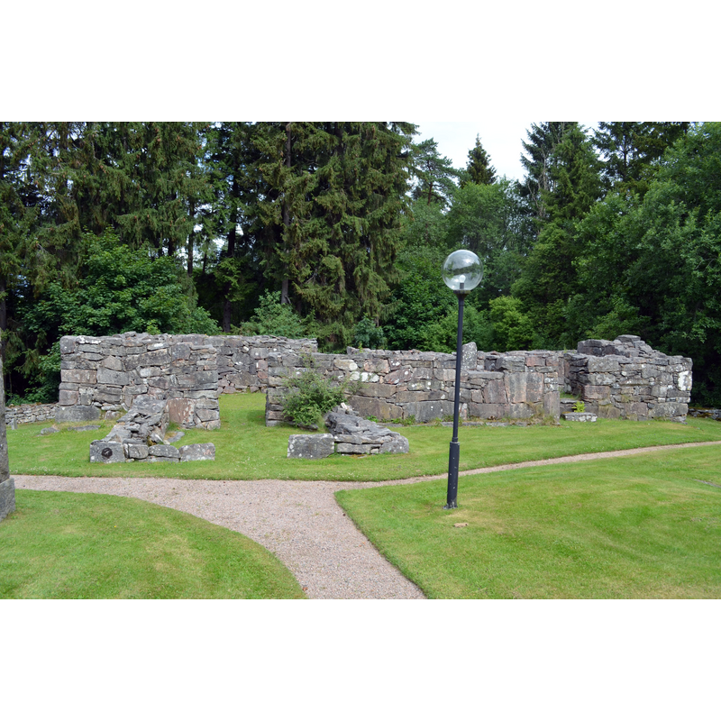 Source caption: "Kattunga kyrkas ruin"