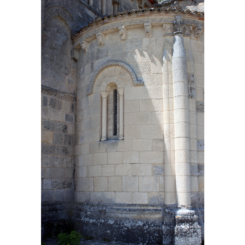 Source caption: "Eglise Sainte-Radegonde, détail du chevet, Fr-17-Talmont-sur-Gironde."
