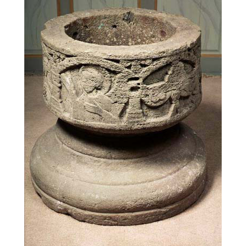 the base seems at odds with the basin; was it a replacement?