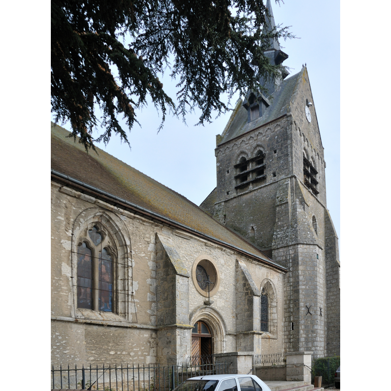 Source caption: "Église Saint-Pierre-et-Saint-Eutrope d'Angerville, Essonne, France"