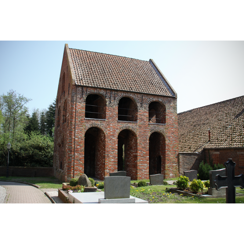although not apparent here the tower is fully detached from the main body of the church