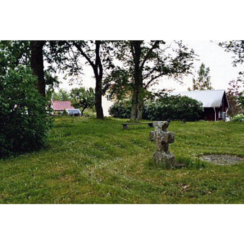 the site of the demolished old church -- Source caption: "Kvänums gamla kyrkplats"