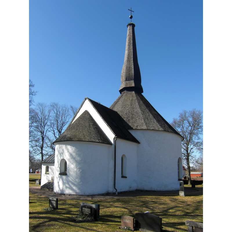 Source caption: "Absiden till Skörstorps rundkyrka i Skörstorps socken, Vartofta härad, Falköpings kommun, f.d. Skaraborgs län, Skara stift, Västergötland, Västra Götalands län, Sverige."