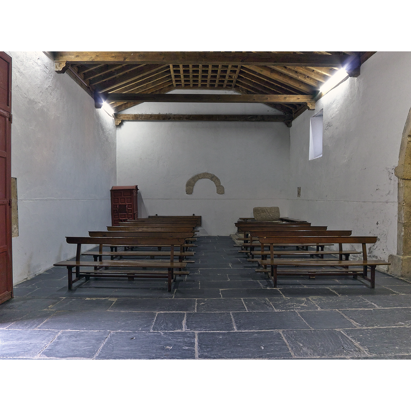 the font is partially visible at the far [west] end, right [north] side